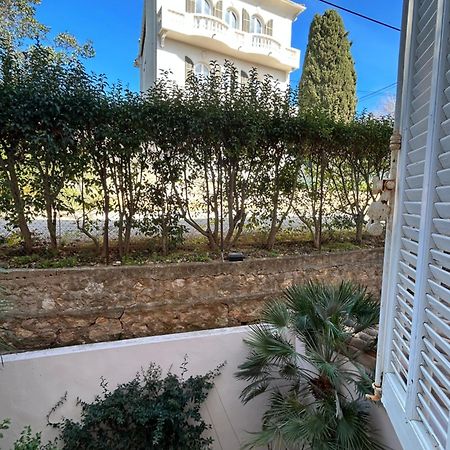 Agreable Studio Renove Avec Place De Parking Бандоль Екстер'єр фото